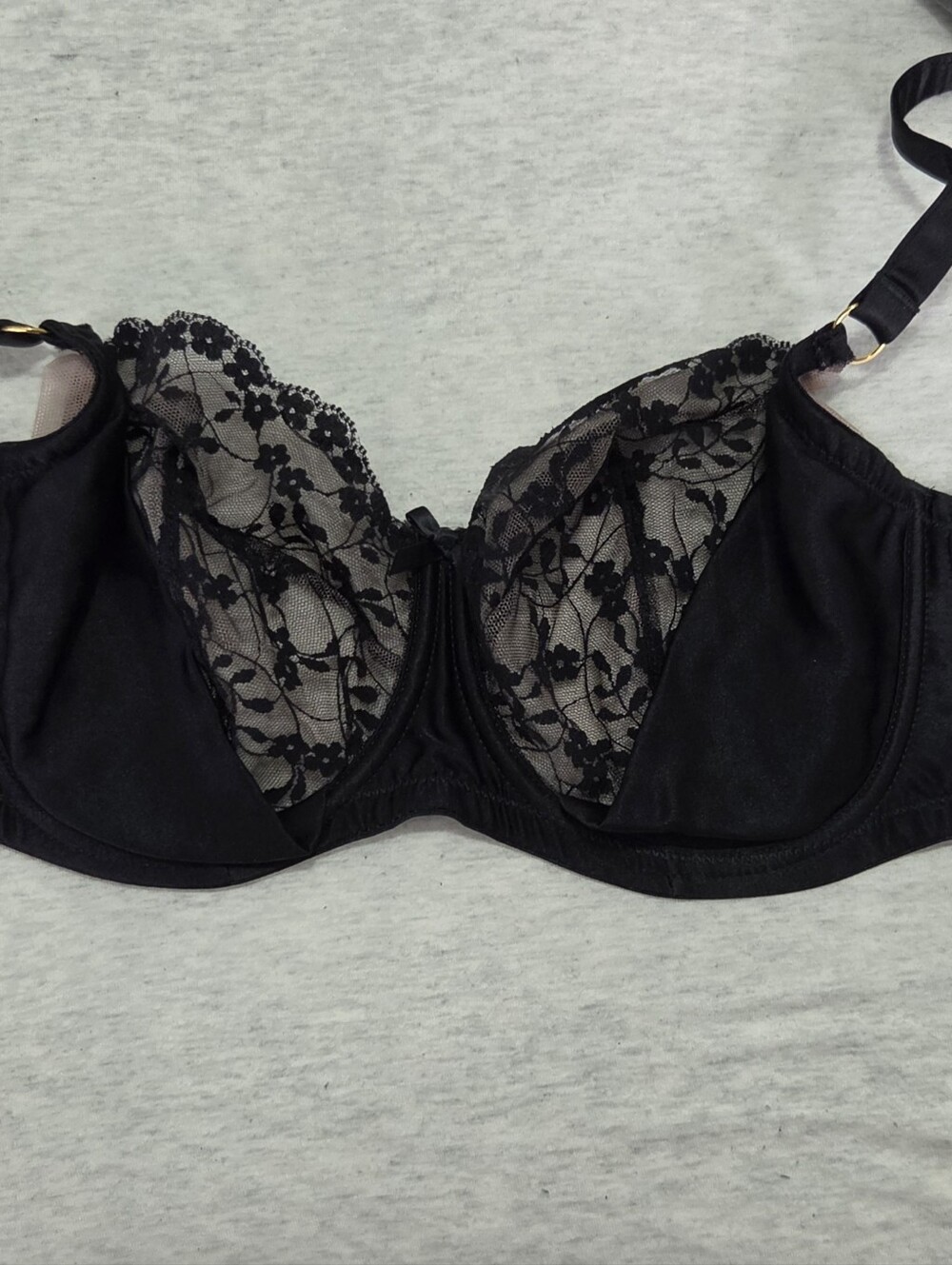 Katharine Hamilton Sophia bra in black, 36E (fits like D), 31% silk - Picture 4 of 4